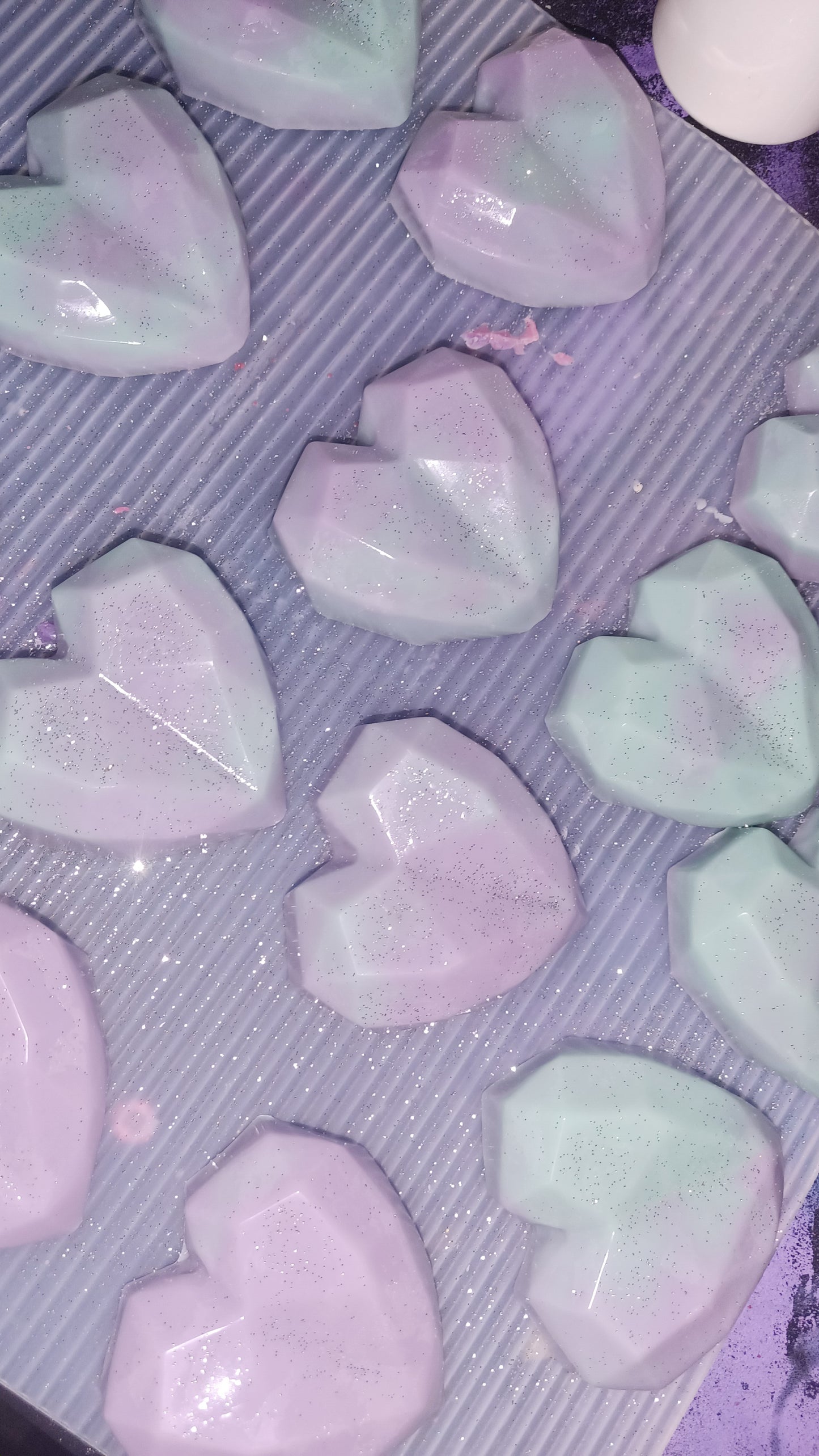 Heart wax melts